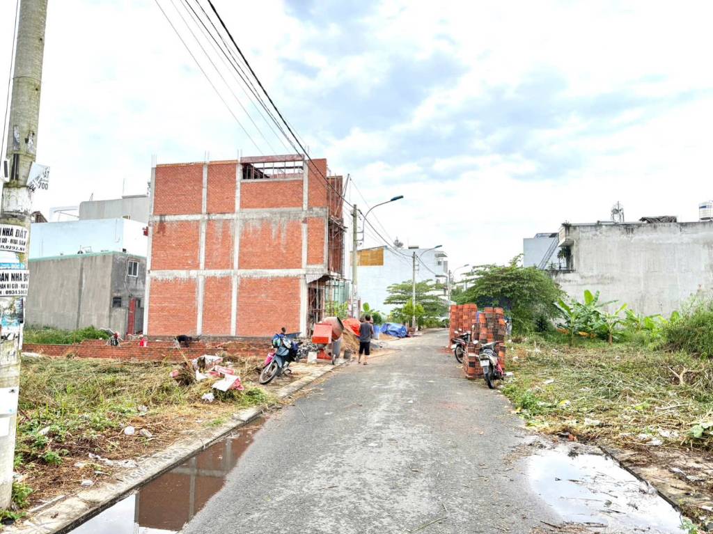 BÁN ĐẤT KDC TÍN HƯNG, LONG PHƯỚC, 56M2, NGAY CỔNG KTX ĐẠI HỌC LUẬT